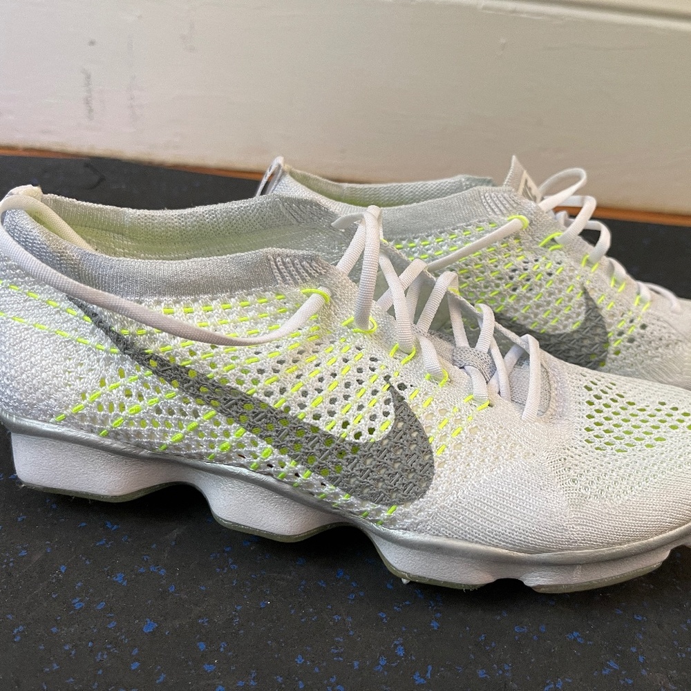 Nike Flyknit Zoom Agility White/Cool Grey/Volt, Size 7